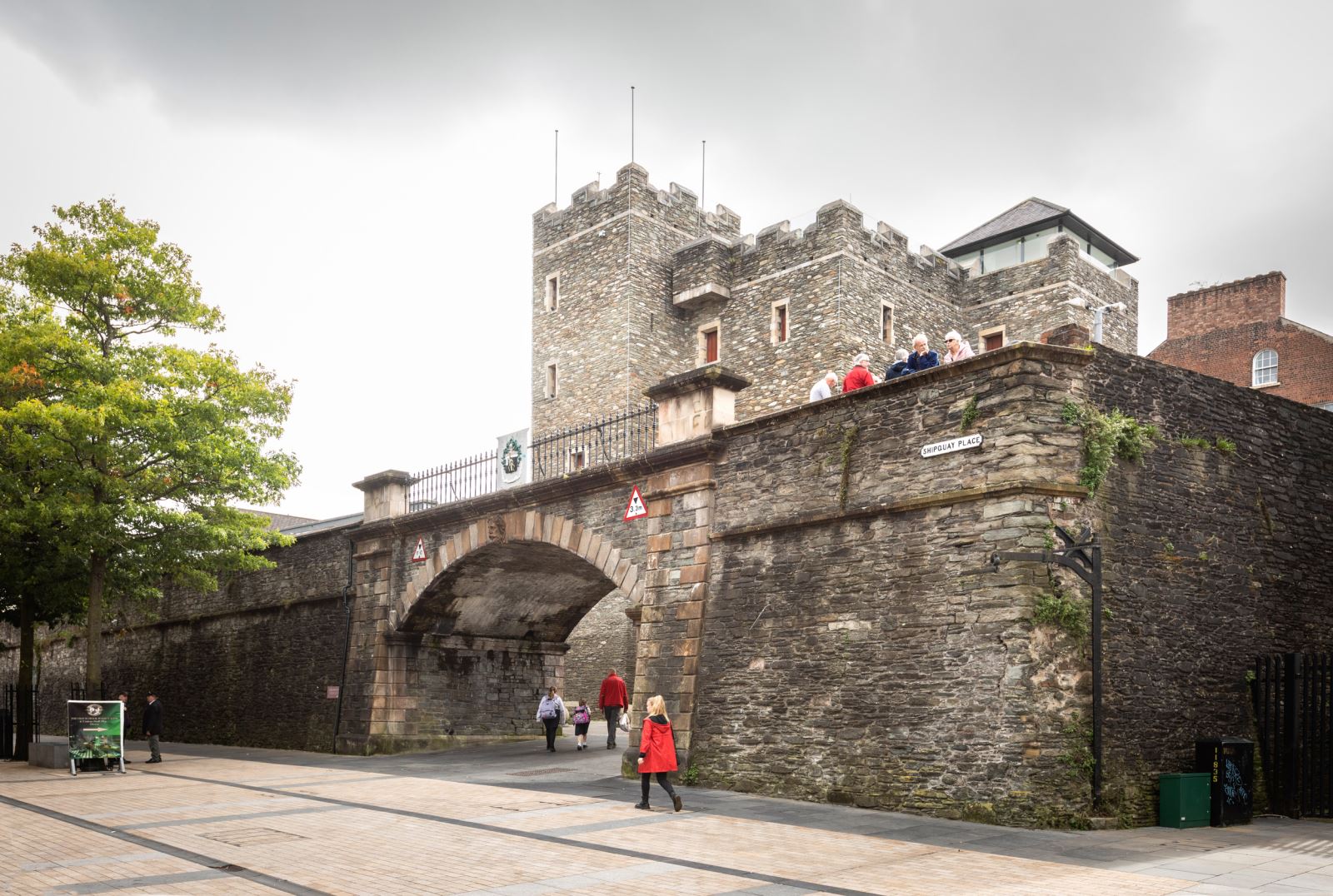 The City Gates Visit Derry